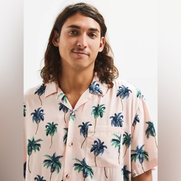 Urban Outfitters UO Palm Print Button Down Shirt Rayon Unisex Medium Tropical - Picture 4 of 11
